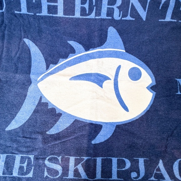 🌊 Southern Tide Skipjack Beach Towel – Yacht Blue 37"x64" – 100% Cotton 🐟☀️🧺 - Picture 2 of 10